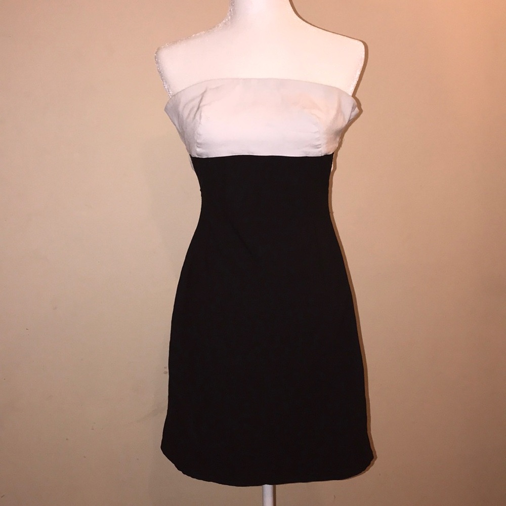 Open back Strapless dress